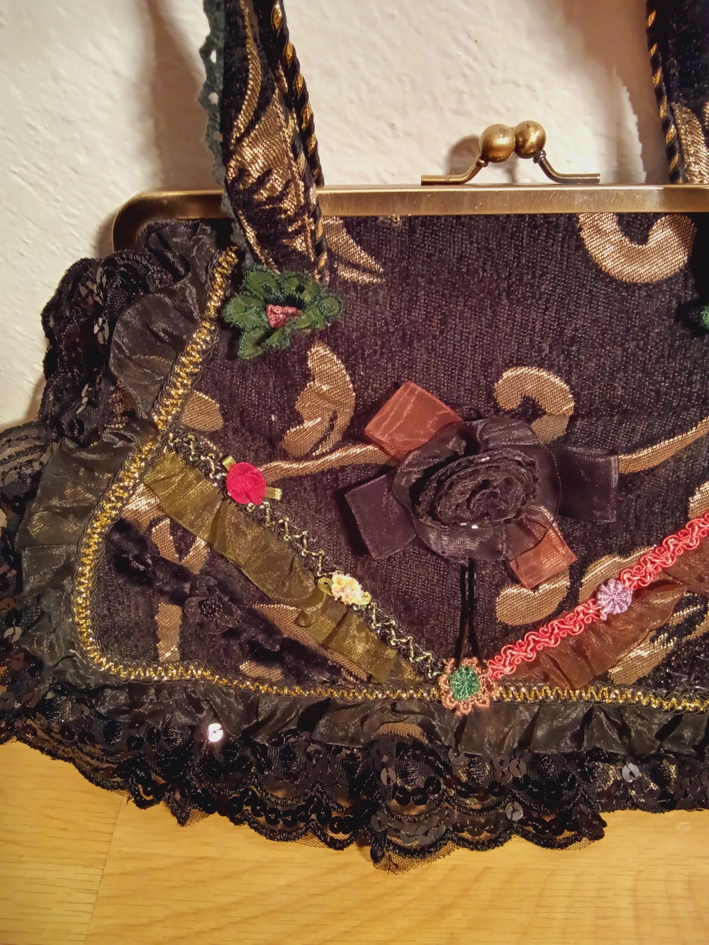 Vintage Chiflower  Lace Tapestry Ribbon Metal Frame Bag Boho Cottagecore  Purse - Picture 3 of 16